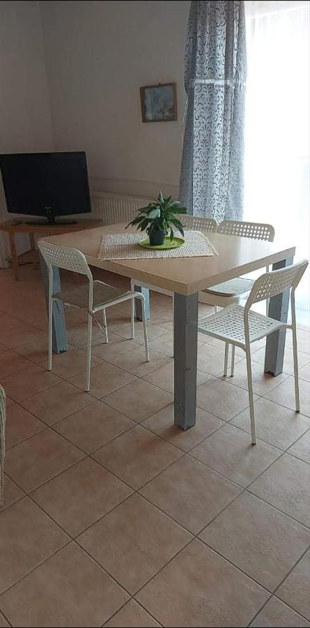 Badacsonyi Pihenes Privat Berlemeny Ξενοδοχείο Badacsonytomaj Εξωτερικό φωτογραφία